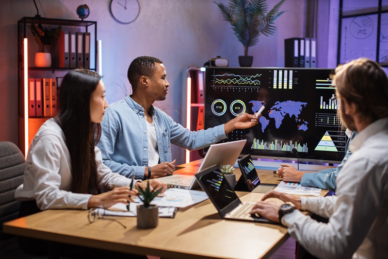 Tecziq Solutions Logo